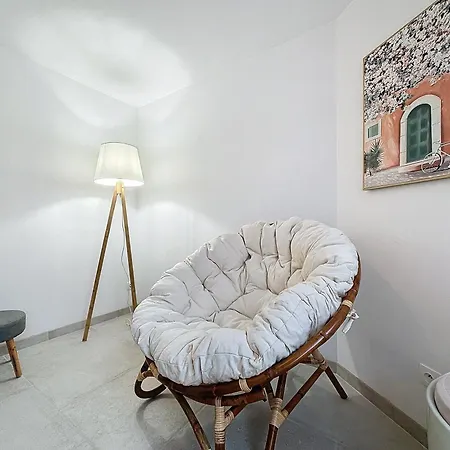 Le Jardin Des Plantes Et F2 Au Calmes, Terrasse, Stationnement Gratuit Appartement *