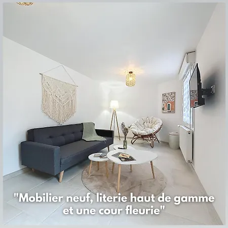 Le Jardin Des Plantes Et F2 Au Calmes, Terrasse, Stationnement Gratuit Appartement Rouen